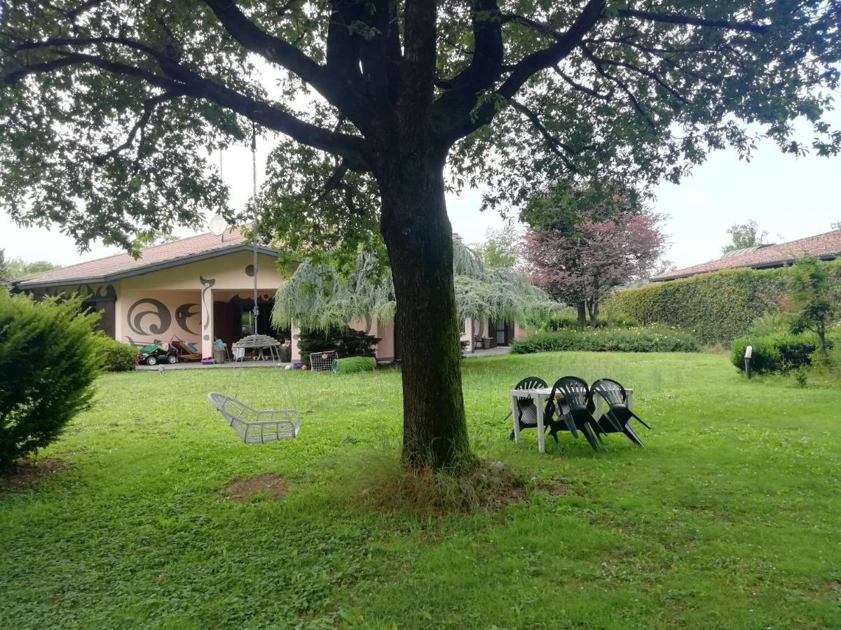 Bed & Breakfast Viadelgolf41 Carimate Oda fotoğraf